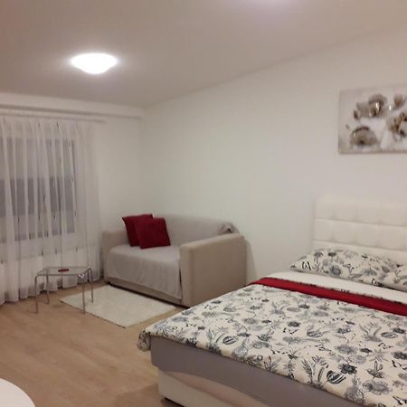 Apartman Mmvg Studio Zagreb Airport Velika Gorica Luaran gambar